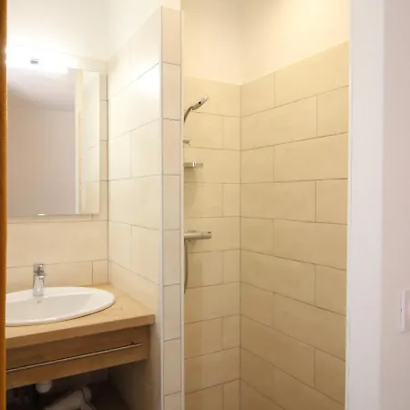 Appartement Murat-le-quaire, 4 Pièces, 7 Personnes - Fr-1-608-154 Murat-le-Quaire
