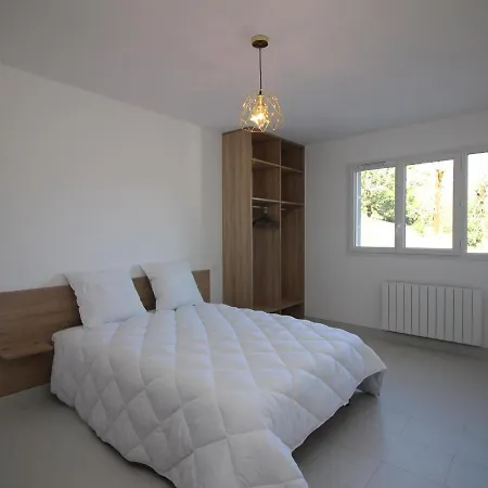 Murat-le-quaire, 4 Pièces, 7 Personnes - Fr-1-608-154 Murat-le-Quaire