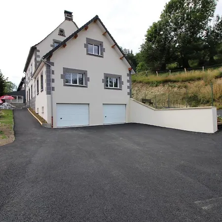 Murat-le-quaire, 4 Pièces, 7 Personnes - Fr-1-608-154 Appartement